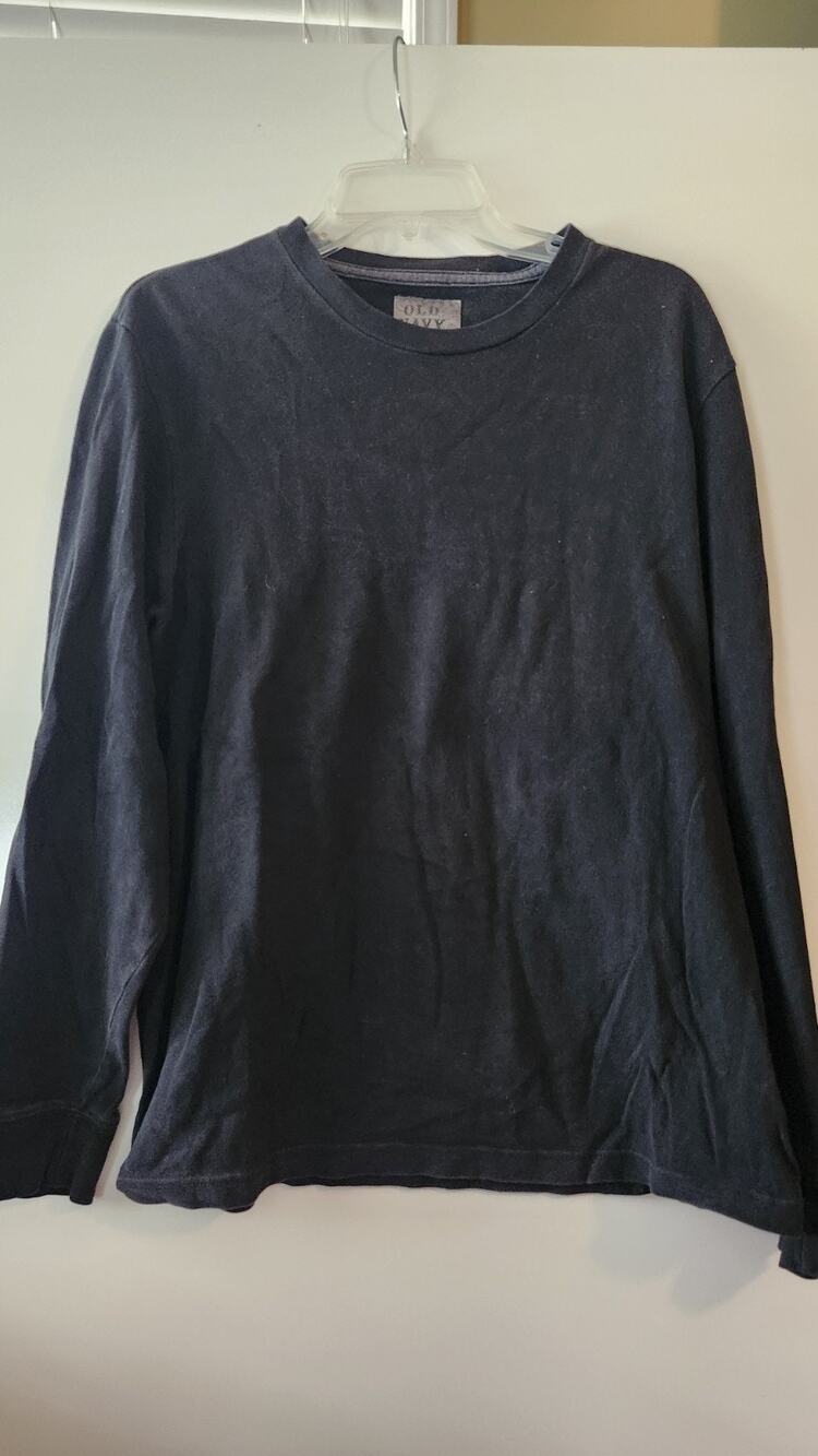 Old Navy Men's Long Sleeve Crew Neck T-Shirt Black Faded Cotton Size M #370